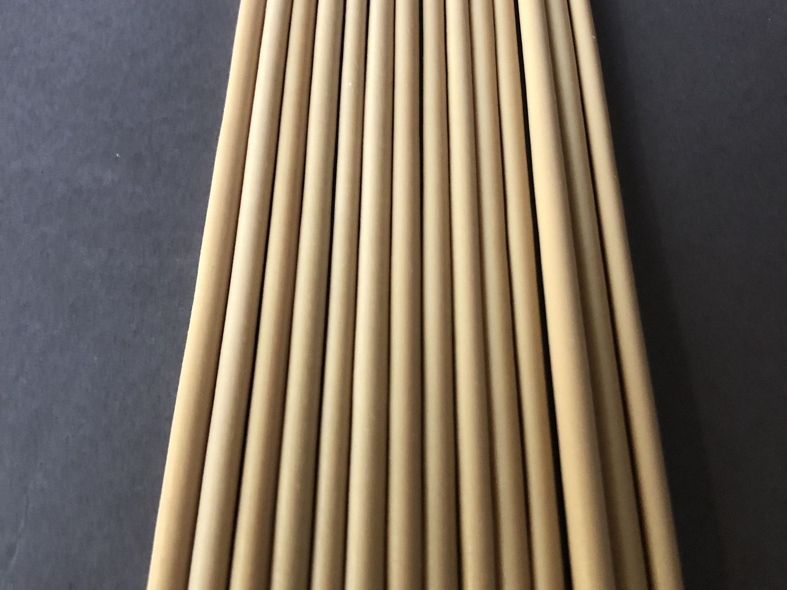 276 Dark Ivory Pastel 1 lb